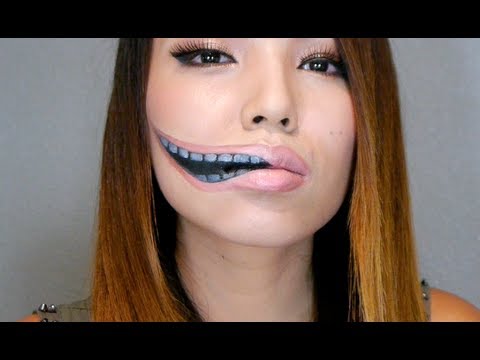 How to do Creepy Stretched Lips Make-up for Halloween trick or treat step by step DIY tutorial instructions