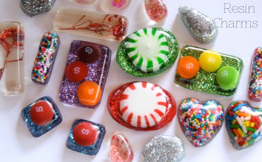 How to make pretty resin glitter jewellery pendants step by step DIY tutorial instructions
