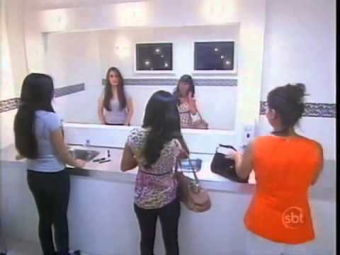 How to do scary mirror without reflection prank