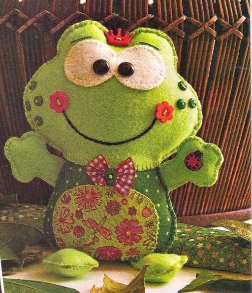 How to cute frog toy with printable patterns 1