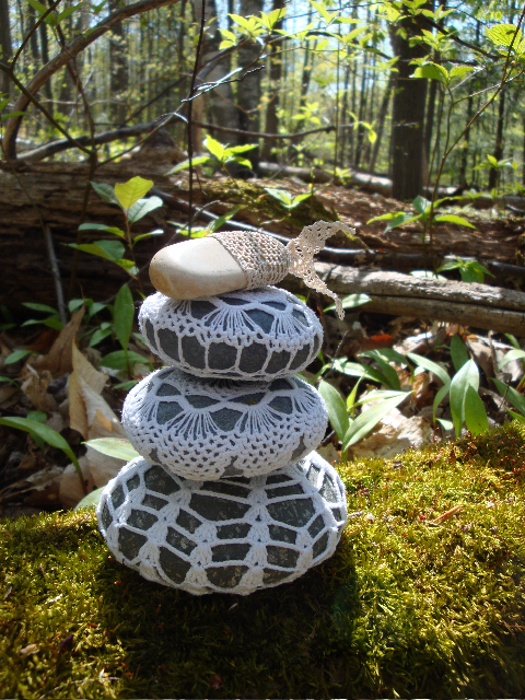 How to crochet fabulous pebble rocks step by step DIY tutorial instructions 10