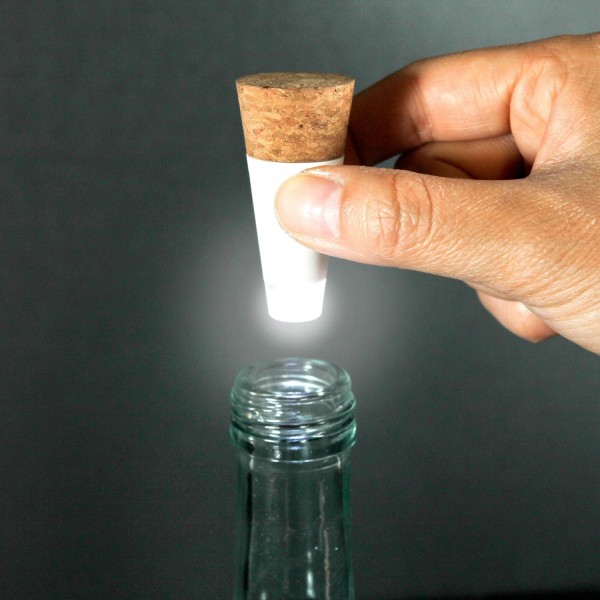 How To Recycle Empty Bottles Into Awesome Lamps 2