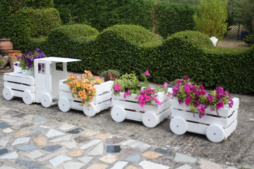Train Planters Out Of Old Crates 1