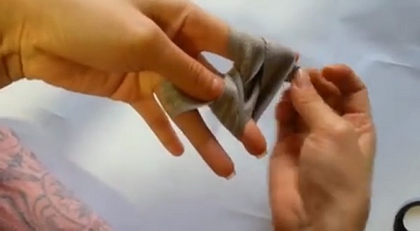 How To Make Bows Out Of Ribbon 3